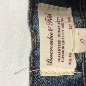 Abercrombie & Fitch Skirts - Abercrombie Fitch woman’s skirt size 0 Abercrombie & Fitch Skirts - Abercrombie Fitch woman’s skirt size 0